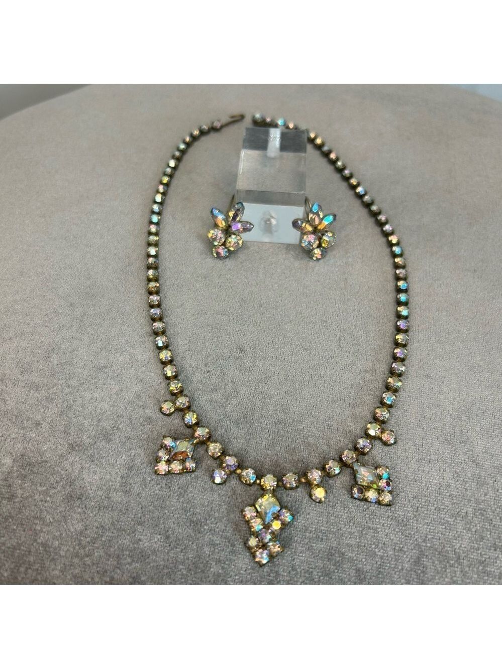 Sherman aurora borealis Crystal rhinestone screw back earring necklace set